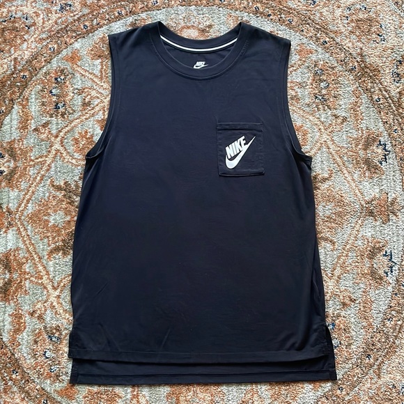 Women’s Black Nike Sportswear Loose Boyfriend Style Black Sleeveless Pocket Tank - Picture 2 of 16